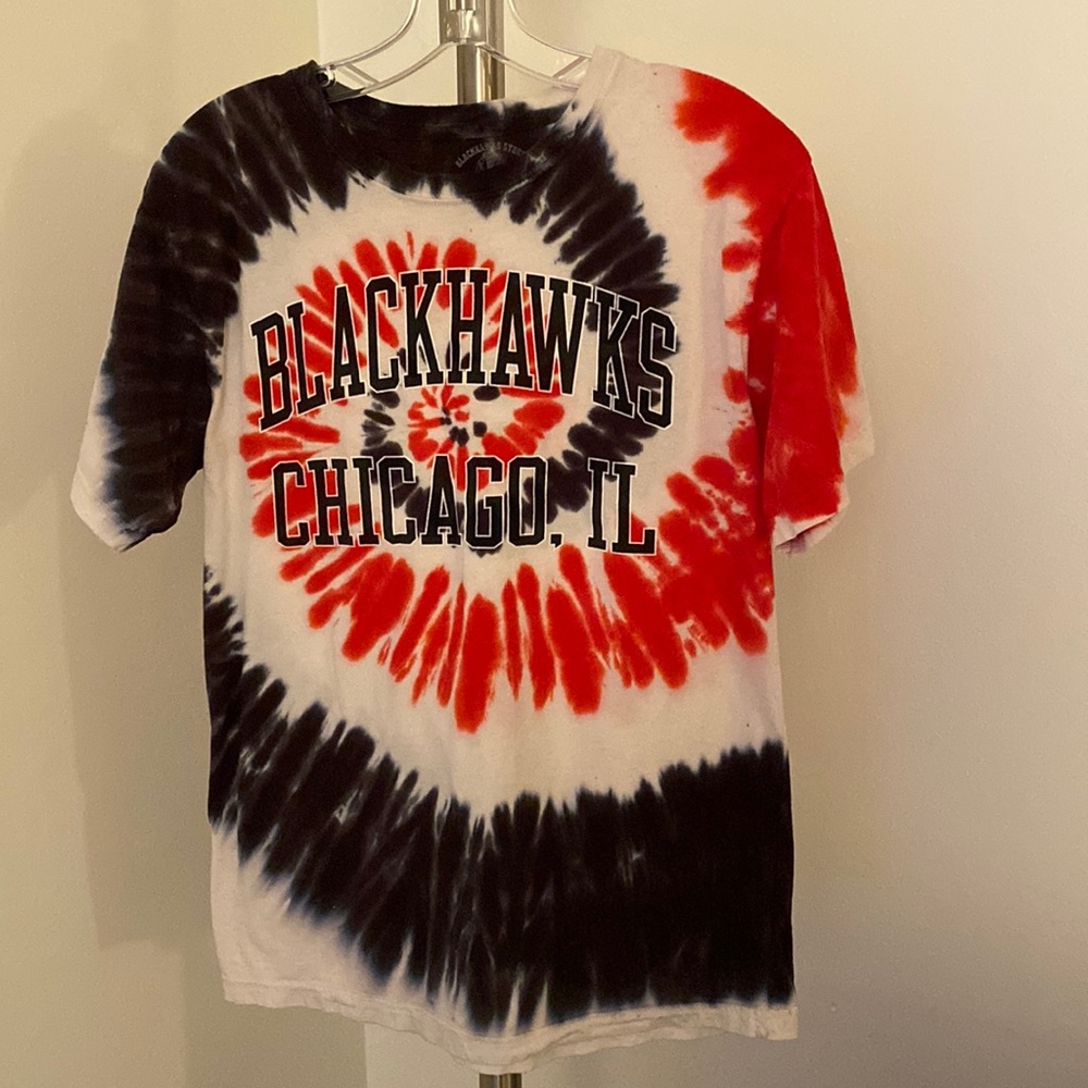 NHL Blackhawks Tie-Dye T-Shirt Size S 100% soft cotton